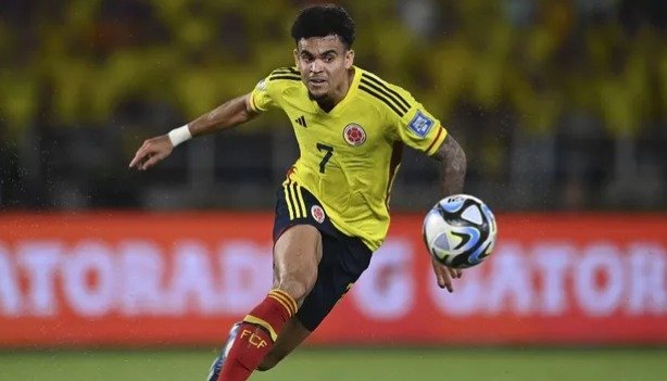 ESPN Brasil on X: Não deu para o Brasil!📢 Martinelli abre o placar no  primeiro tempo mas Luis Díaz puxa a virada no segundo e Colômbia vence nas  eliminatórias da Copa. #FutebolNaESPN